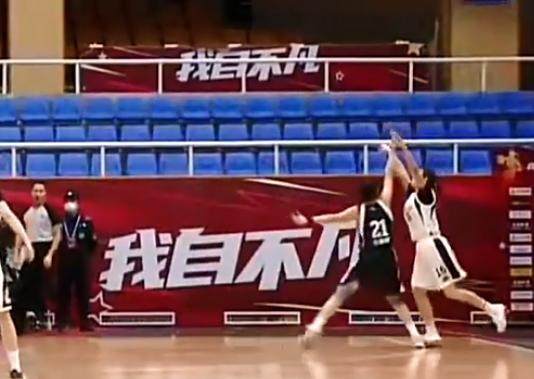 开云网站-最近医院仅一街之隔 重伤的孙丽却被延误在球馆里